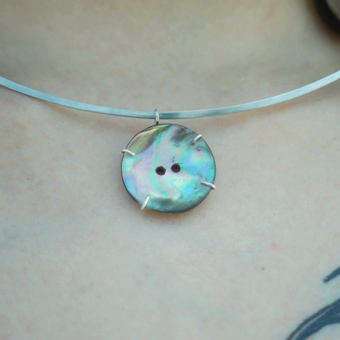button pendant